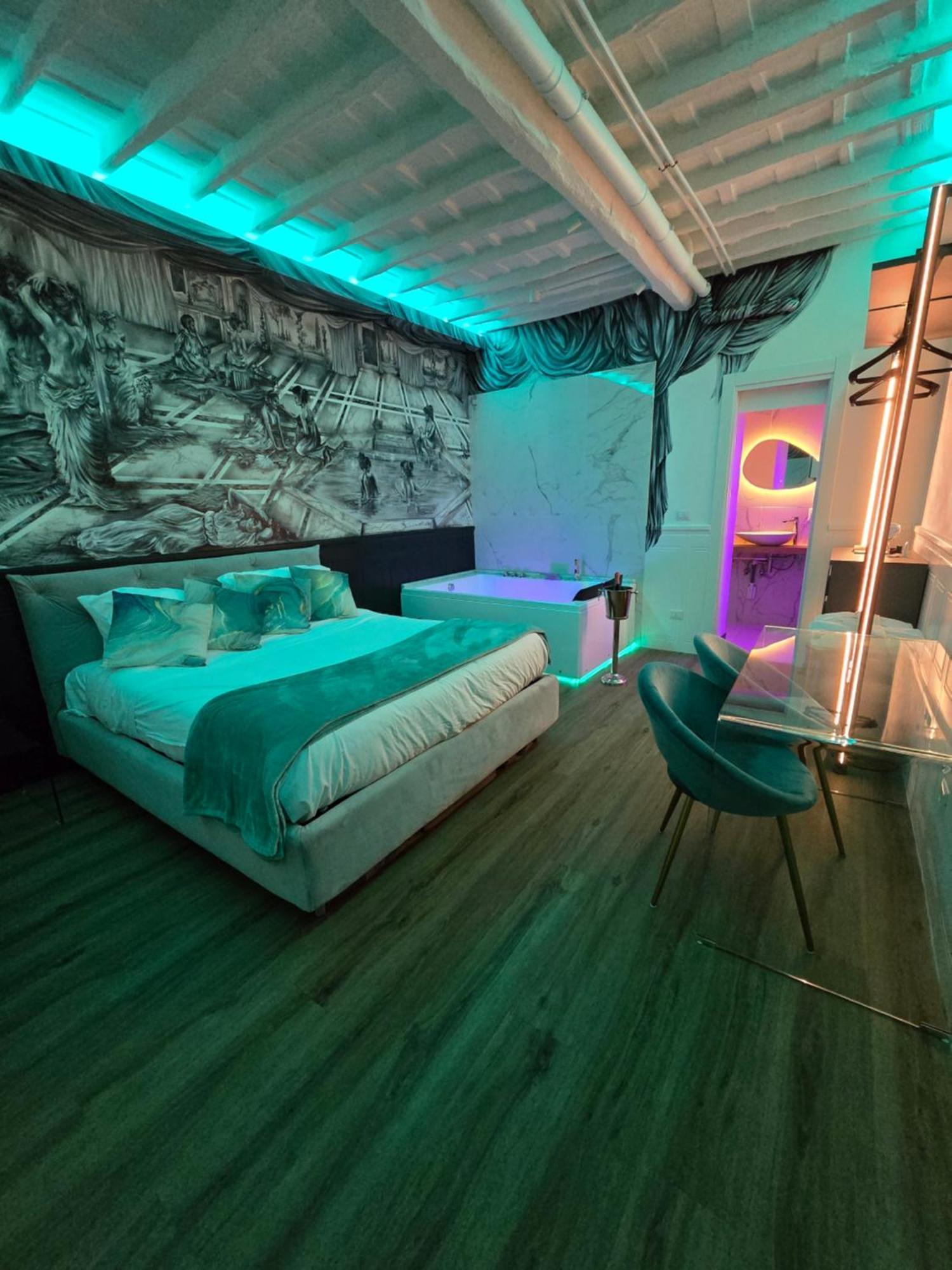 Bed and breakfast Mirror Jacuzzi Colosseo Monti